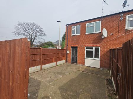 3 bedroom Semi-detached house to let in Blake Drive, Loughborough, LE11
