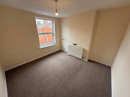 2 bedroom Terraced House to let in Leopold Street, Loughborough, LE11