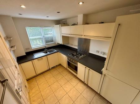 2 bedroom Flat to let in Mill View, Anstey, LE7