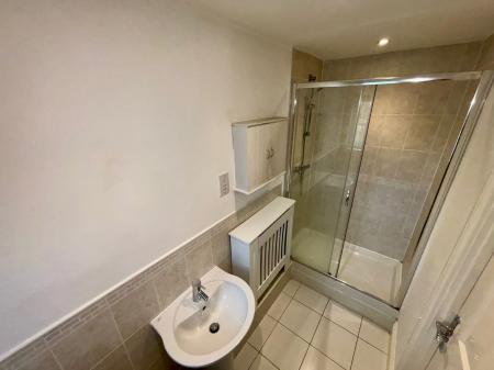 2 bedroom Flat to let in Mill View, Anstey, LE7