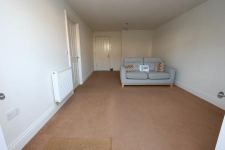 2 bedroom Flat to let in Mill View, Anstey, LE7
