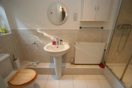 2 bedroom Flat to let in Mill View, Anstey, LE7