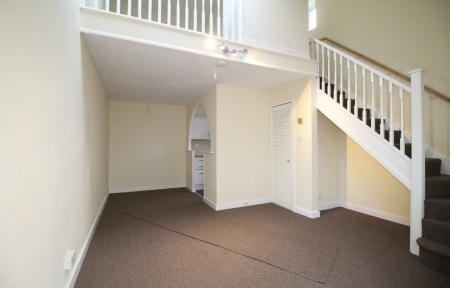 1 bedroom Town house to let in Quantock Rise, Shepshed, LE12