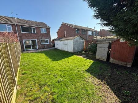 3 bedroom Semi-detached house to let in Forest Street, Shepshed, LE12