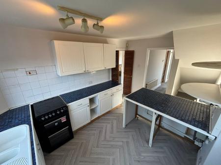 3 bedroom Semi-detached house to let in Forest Street, Shepshed, LE12