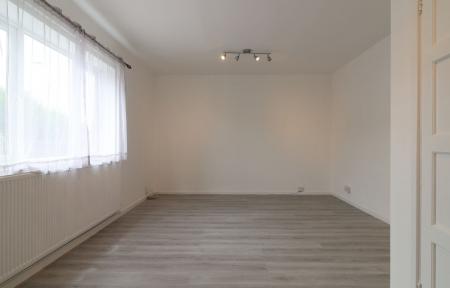 3 bedroom Semi-detached house to let in Blackbrook Road, Loughborough, LE11