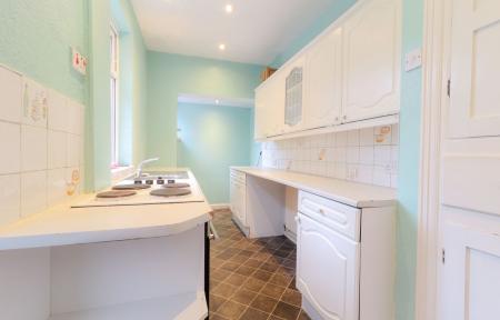 2 bedroom End of terrace house to let in Hopefield Road, Leicester, LE3