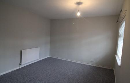 2 bedroom Terraced House to let in Field Street, Shepshed, LE12