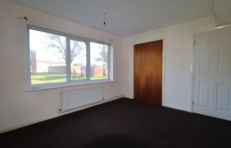 1 bedroom Flat to let in Oakham Close, Loughborough, LE11