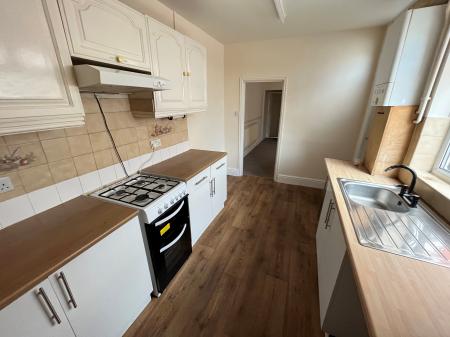 3 bedroom Terraced House for sale in Station Street, Loughborough, LE11