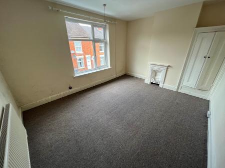 3 bedroom Terraced House for sale in Station Street, Loughborough, LE11