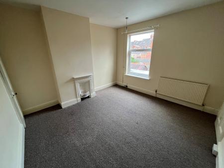 3 bedroom Terraced House for sale in Station Street, Loughborough, LE11