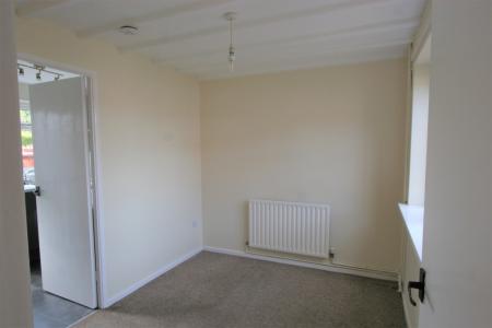 3 bedroom Semi-detached house to let in Durrell Close, Loughborough, LE11