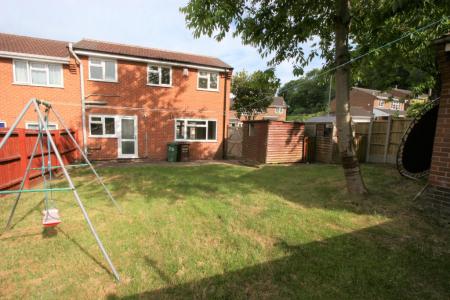 3 bedroom Semi-detached house to let in Durrell Close, Loughborough, LE11