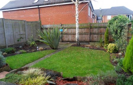 2 bedroom Semi-detached house to let in Ploughmans Drive, Shepshed, LE12