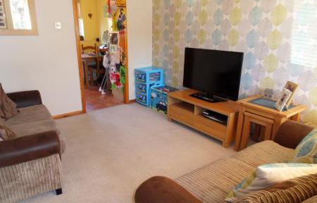 2 bedroom Semi-detached house to let in Ploughmans Drive, Shepshed, LE12