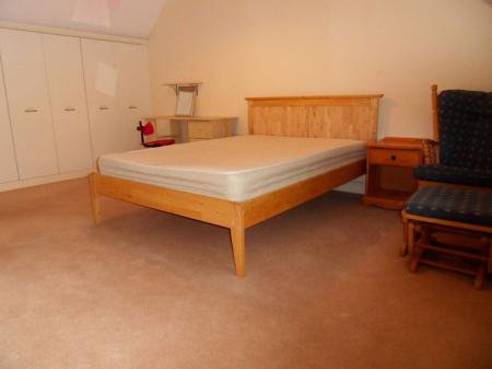 4 bedroom Semi-detached house to let in Maxwell Drive, Loughborough, LE11