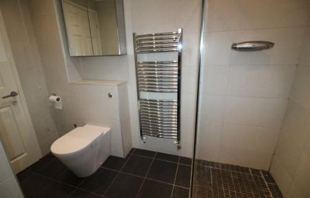 4 bedroom Detached house to let in Lemontree Lane, Loughborough, LE11