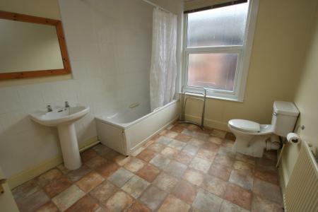 2 bedroom Terraced House to let in Cobden Street, Loughborough, LE11