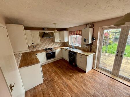 3 bedroom Semi-detached house for sale in Aspen Avenue, Loughborough, LE11