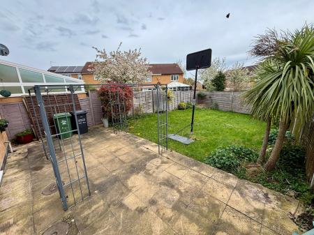 3 bedroom Semi-detached house for sale in Aspen Avenue, Loughborough, LE11