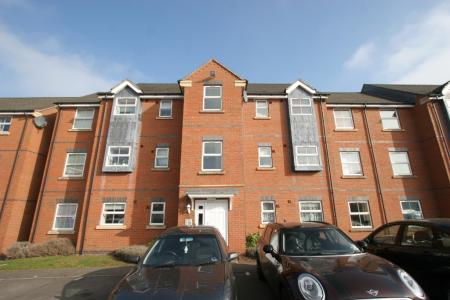 2 bedroom Flat to let in Trinity Street, Loughborough, LE11