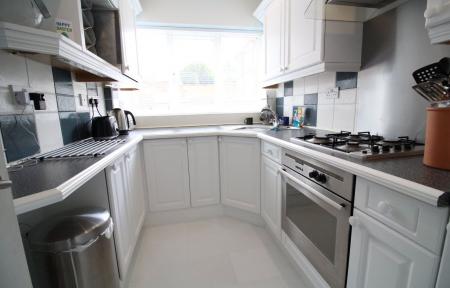 2 bedroom Semi-detached house to let in Burton Street, Loughborough, LE11