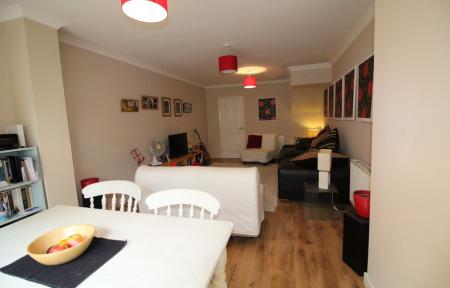 2 bedroom Semi-detached house to let in Burton Street, Loughborough, LE11