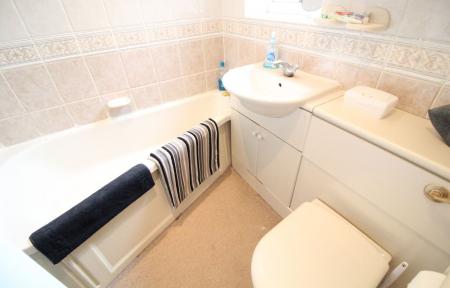 2 bedroom Semi-detached house to let in Burton Street, Loughborough, LE11