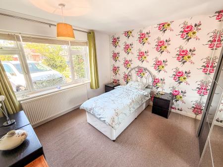 4 bedroom Bungalow for sale in Limehurst Avenue, Loughborough, LE11