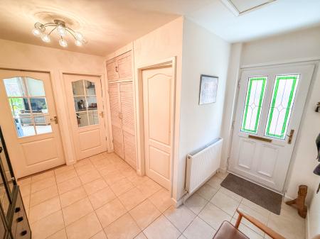 4 bedroom Bungalow for sale in Limehurst Avenue, Loughborough, LE11