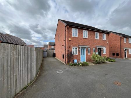 Mill Hill Wood Way, Ibstock, LE67