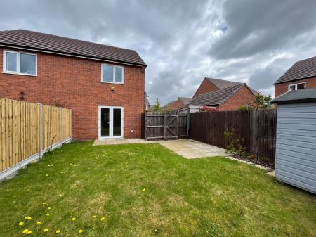 2 bedroom Semi-detached house to let in Mill Hill Wood Way, Ibstock, LE67