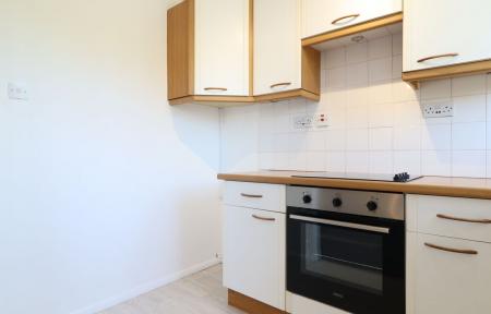 2 bedroom Apartment to let in High Street, Ibstock, LE67