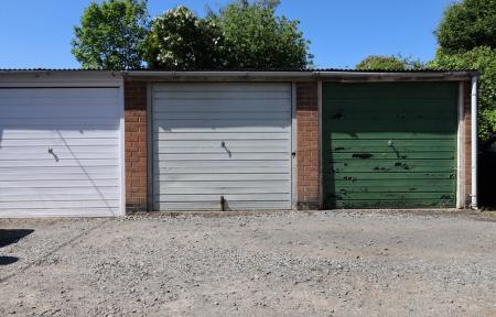 2 bedroom Apartment to let in High Street, Ibstock, LE67