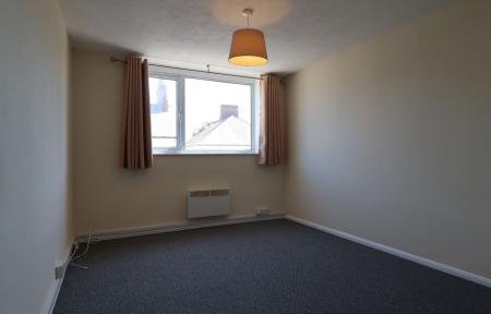 2 bedroom Apartment to let in High Street, Ibstock, LE67