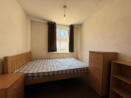 1 bedroom Flat to let in Sparrow Hill, Loughborough, LE11