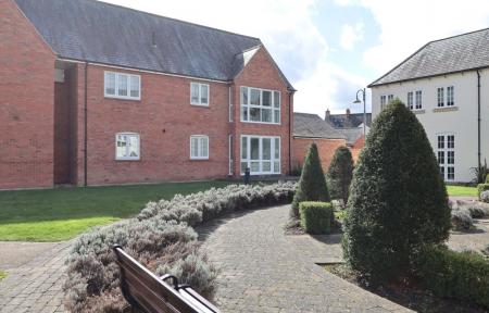 2 bedroom Apartment to let in Fowke Street, Rothley, LE7