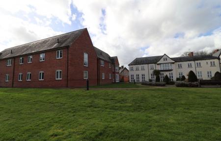 2 bedroom Apartment to let in Fowke Street, Rothley, LE7