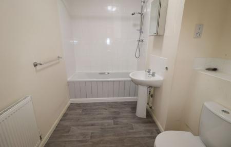 2 bedroom Town house to let in George Street, Loughborough, LE11