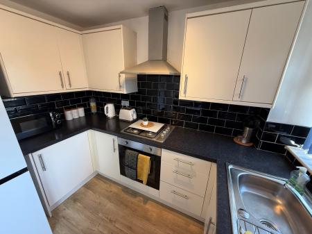 3 bedroom Town house to let in Chiswick Drive, Loughborough, LE11