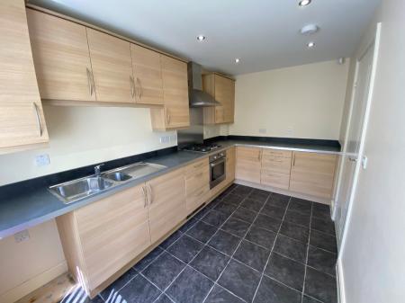 3 bedroom Town house to let in Hugh Foss Drive, Loughborough, LE11
