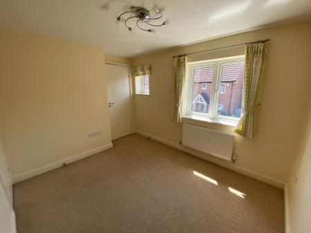 3 bedroom Town house to let in Hugh Foss Drive, Loughborough, LE11