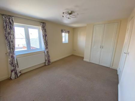 3 bedroom Town house to let in Hugh Foss Drive, Loughborough, LE11