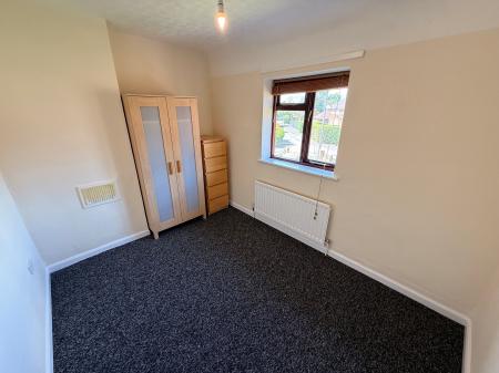 4 bedroom Terraced House to let in Park Avenue, Loughborough, LE11