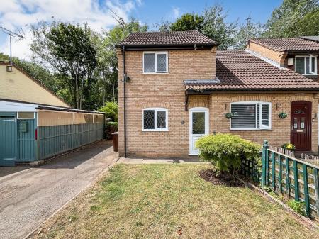 2 bedroom Terraced House for sale in Abberton Way, Loughborough, LE11