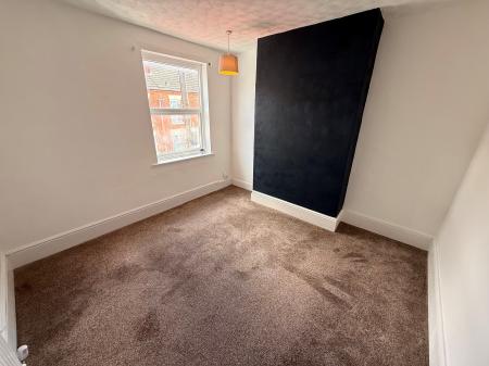 2 bedroom Terraced House to let in Granville Street, Loughborough, LE11