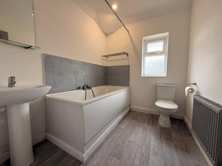 3 bedroom End of terrace house to let in Brook Lane, Barrow-upon-Soar, LE12