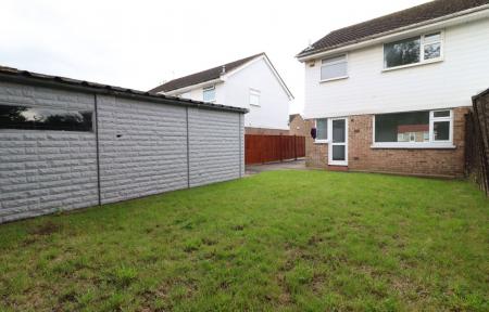 3 bedroom Semi-detached house to let in Barsby Drive, Loughborough, LE11