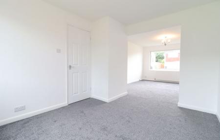 3 bedroom Semi-detached house to let in Barsby Drive, Loughborough, LE11